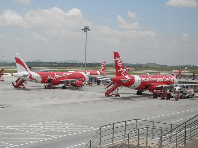 Air Asia Flights at KLIA LCCT